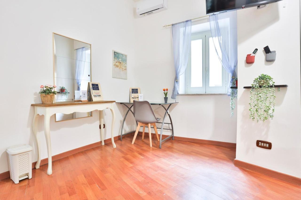 Porta Medina Apartment Naples Exterior photo