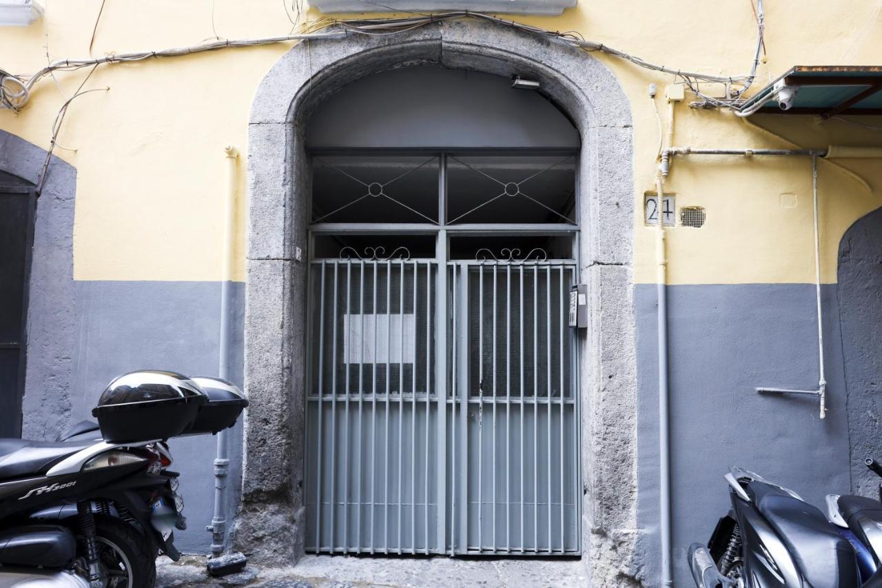 Porta Medina Apartment Naples Exterior photo